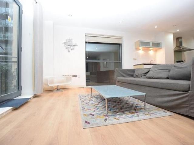 Studio for rent in City Centre, South Yorkshire
