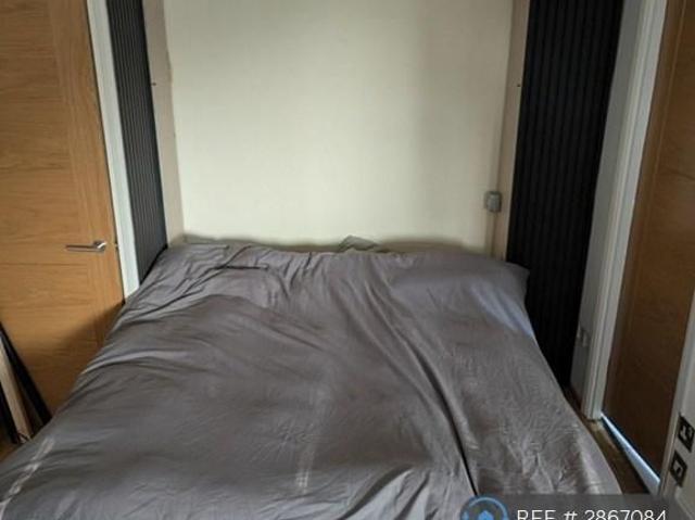 Studio for rent in Highwoods, Fordham Heath