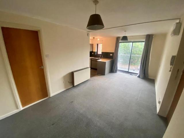 Studio for rent in Haddon, East Midlands