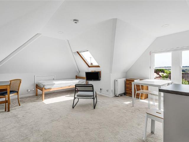 Flat for rent in The Slade, Oxfordshire