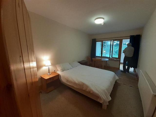Studio for rent in Margaret Roding, Duton Hill