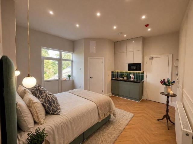 Studio for rent in Highfields, Leicester