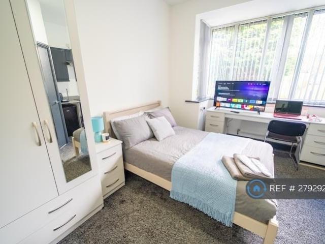 Flat for rent in Bournbrook, West Midlands