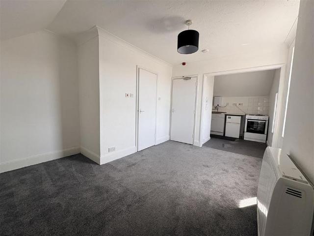 Studio for rent in Bognor Regis, Arun