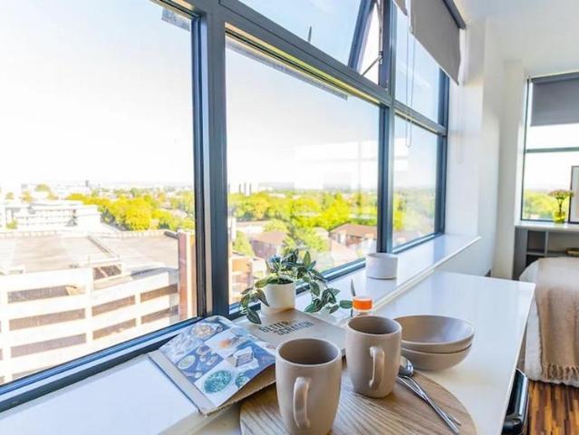 Studio for rent in Old Trafford, Trafford