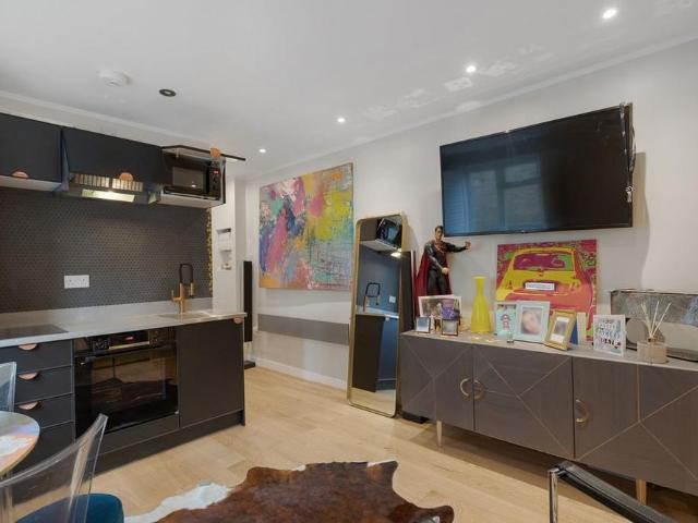 Studio for rent in Putney, Greater London