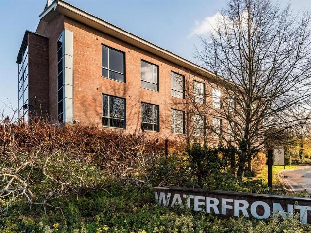 Flat for rent in Fleet, Hart