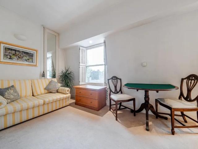 Studio for rent in London Borough of Hounslow, Greater London