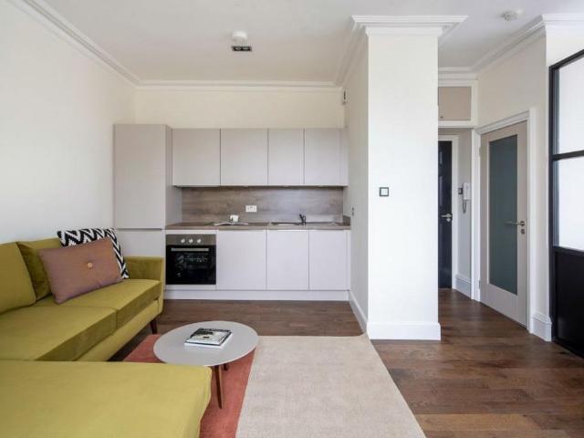 Studio for rent in Merchiston, Scotland