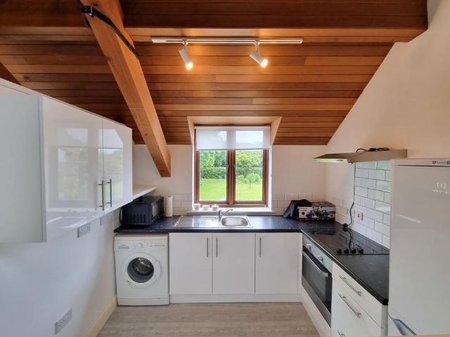 Studio for rent in Churchill Green, Churchill