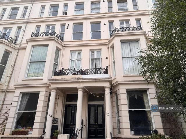Flat for rent in Earl's Court, Greater London