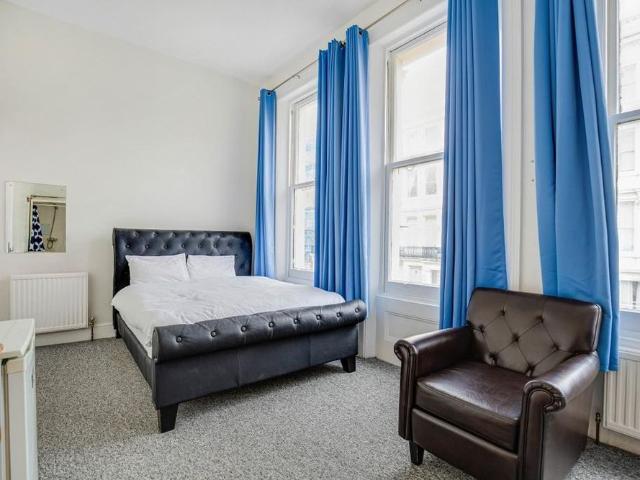 Studio for rent in West Kensington, Greater London