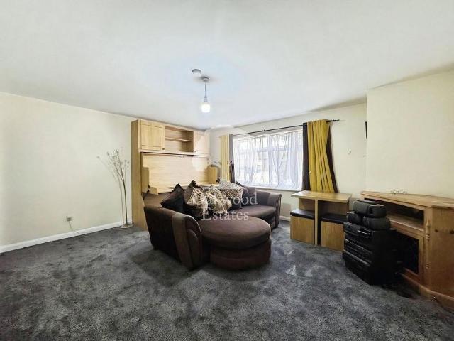 Studio for rent in Slough
