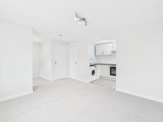 Studio for rent in London Borough of Croydon, Thornton Heath