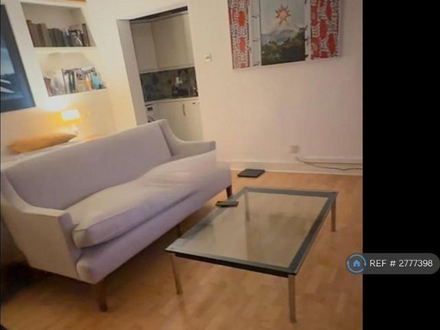 Studio for rent in Pimlico, Isle Of Man