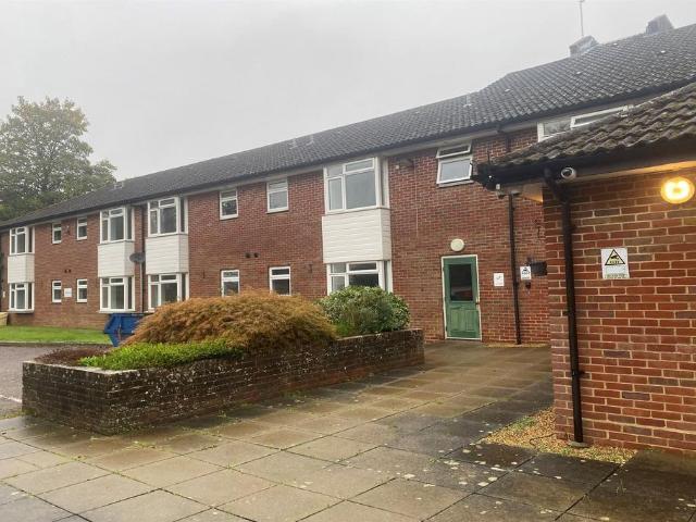 Flat for rent in Horseport, Ashurst Bridge