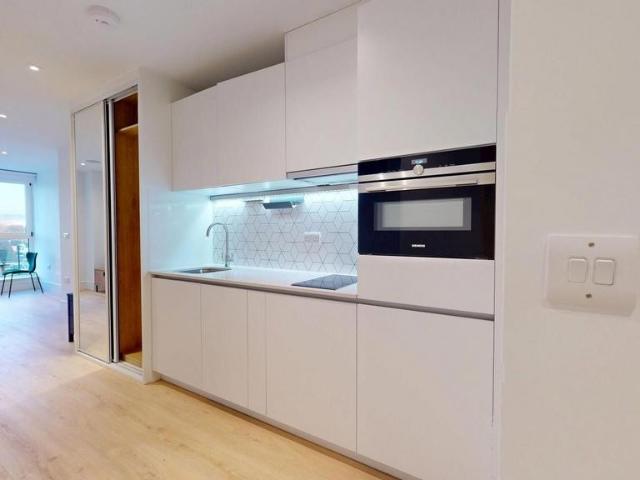 Flat for rent in New Malden, Isle Of Man