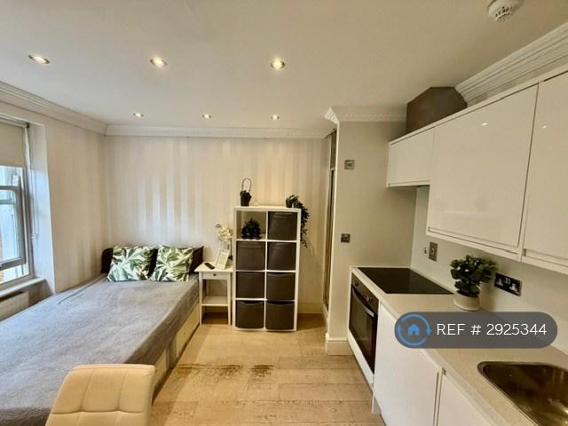 Flat for rent in West Kensington, Isle Of Man