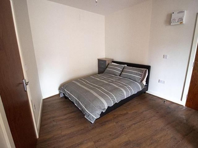 Studio for rent in St Ann's, Haddon