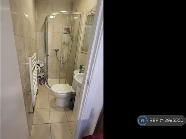 Studio for rent in Dollis Hill, Greater London