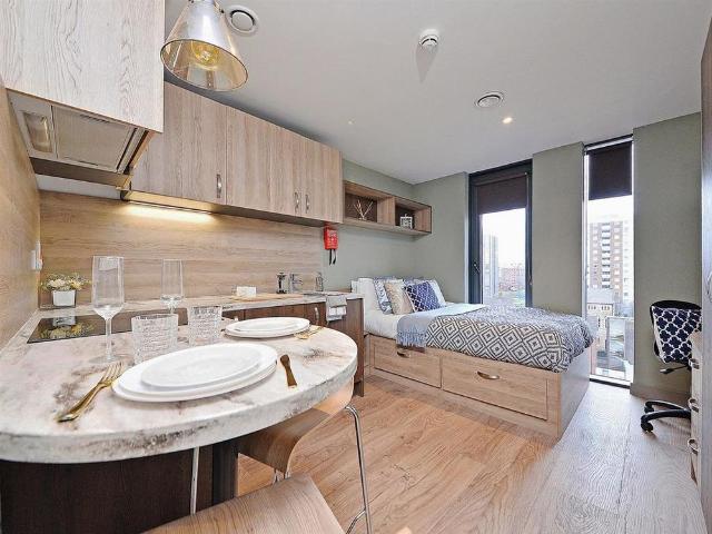 Studio for rent in St George's Quarter / Cultural Quarter, Liverpool