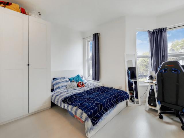 Studio for rent in Yiewsley, Greater London