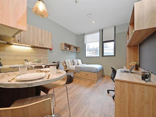 Studio for rent in St George's Quarter / Cultural Quarter, Liverpool