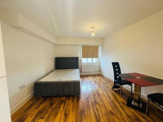 Studio for rent in Greater London
