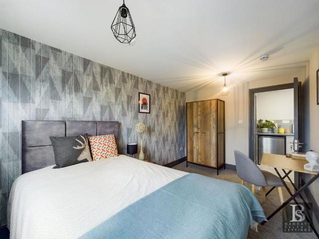Studio for rent in Slough