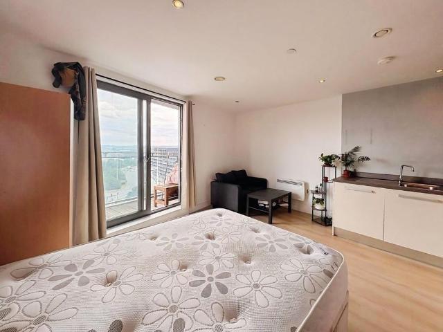 Studio for rent in London Borough of Lewisham, Greater London