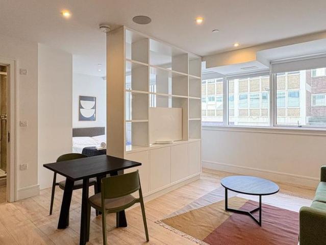 Studio for rent in Sudbury, Greater London