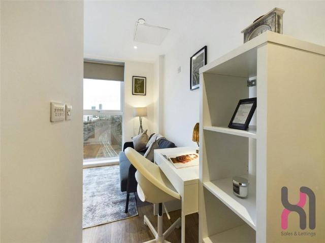 Studio for rent in Pendleton, Salford