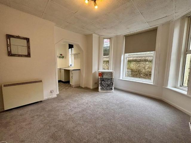 Studio for rent in West Cliff, Bournemouth