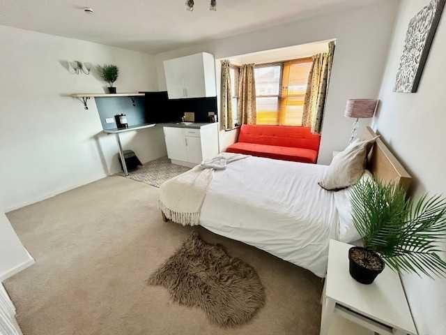 Studio for rent in Round Hill, Brighton & Hove