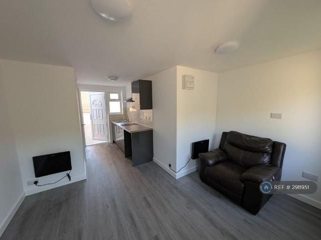 Studio for rent in Milton Keynes