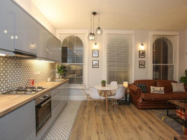Studio for rent in Spring Park, Luton