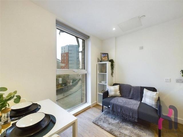 Studio for rent in Pendleton, Salford