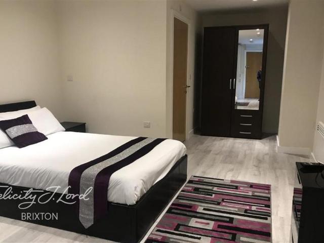Studio for rent in London Borough of Lambeth, Greater London