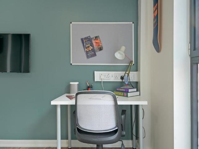 Studio for rent in City Centre, Isle Of Man