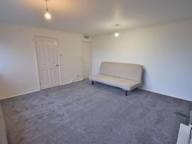 Studio for rent in St Loyes, Watergate