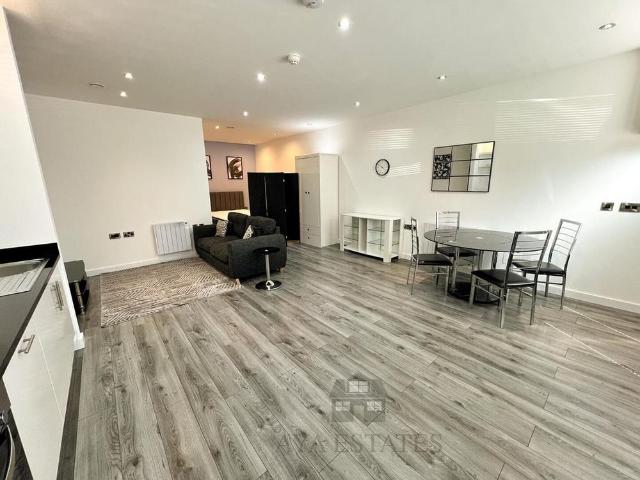 Studio for rent in Jewellery Quarter, West Midlands