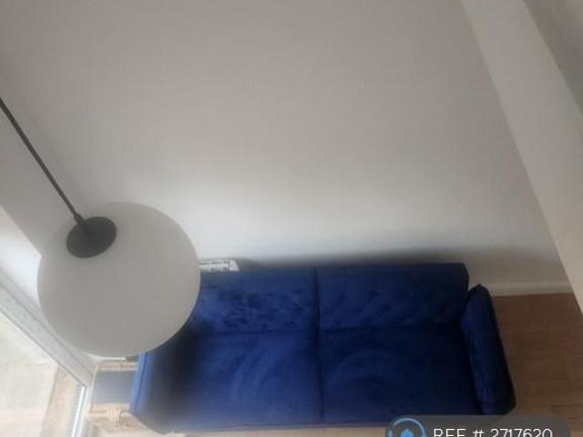 Studio for rent in Dumpton, Acol