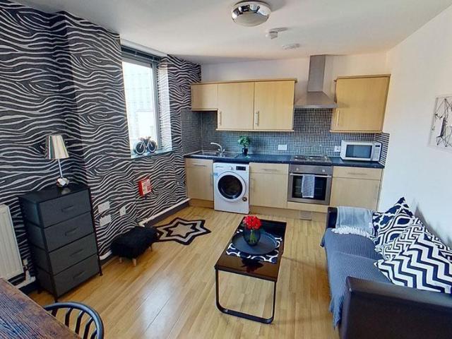 Flat for rent in Haddon, East Midlands