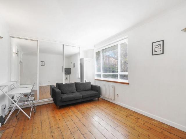 Studio for rent in St. John's Wood, Greater London