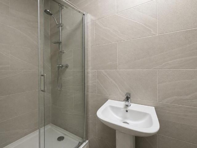 Studio for rent in Canley, West Midlands