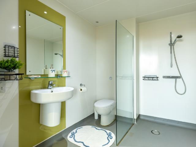 Studio for rent in Reading Town Centre, Reading
