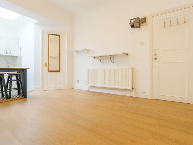 Flat for rent in Harringay, Greater London