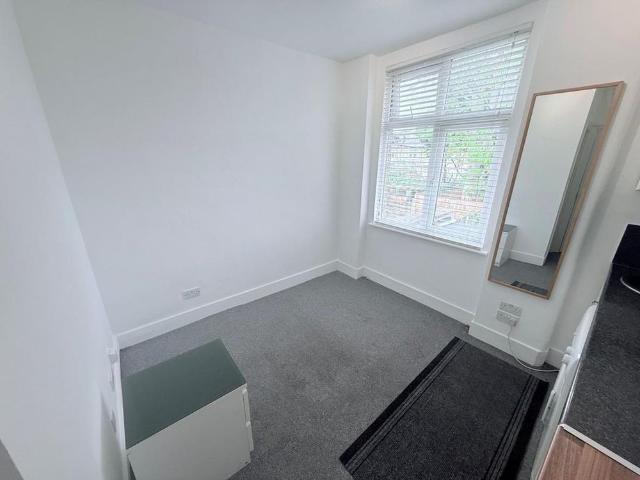 Studio for rent in Greater London