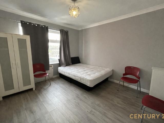 Flat for rent in Greater London