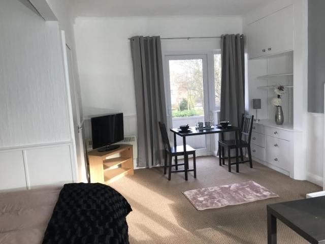 Studio for rent in Headingley Hill, Headingley